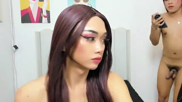 MirandaSterling live cam on StripChat