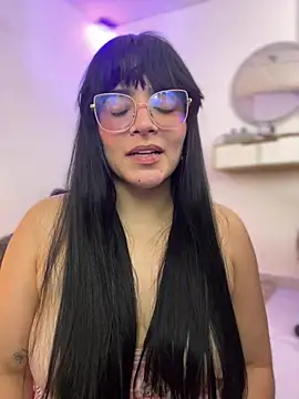 Lia_flowers webcam