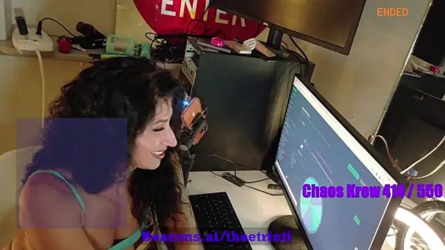 theetriniti webcam