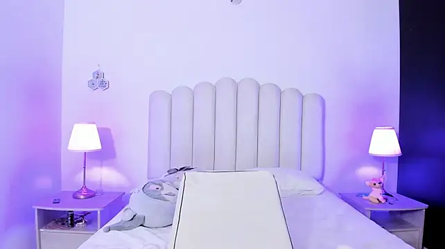 SofieBunnie webcam