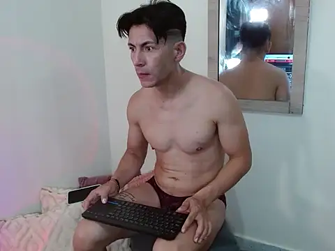 maxstrongboy webcam