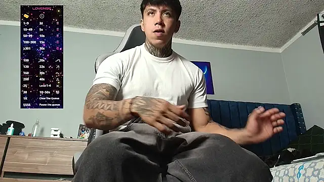 nickhot0609 (M young) - edge until cum