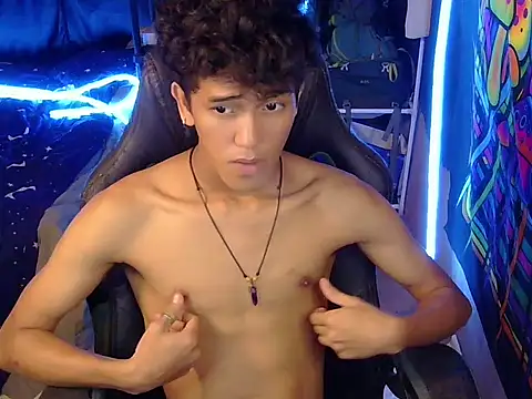 hugekenbigcock webcam