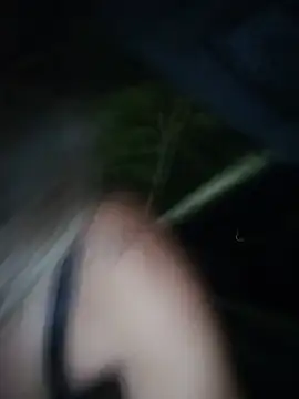 monita_med (F milf) - Show de pussy outdoors un públic