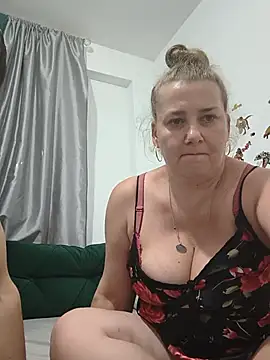 juliabestx (G milf) - Sex , oral