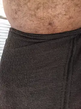 hiptonos (Ask my age) - Full naked risky urinating cum. out door
