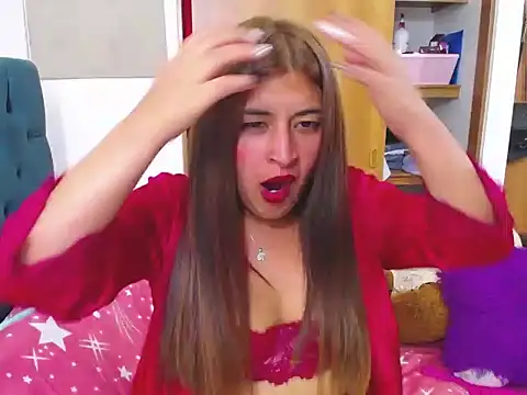 Yunhot_ live cam on StripChat