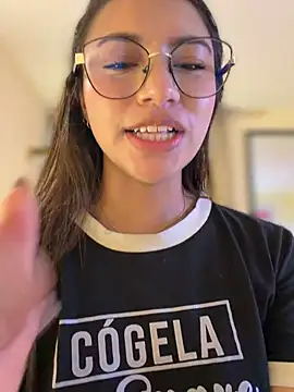 CocoaGigiMuse live sex cam