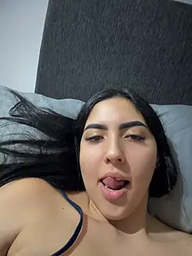 I_AM_SOPHIE_ live cam on StripChat