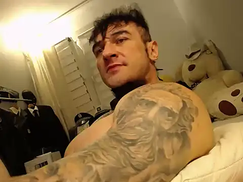 ballardbret (Ask my age) - Cock stroking, flexing, dirty talking. X
