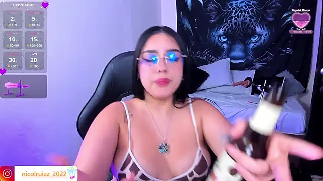 Nicolle_Ruizz webcam