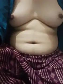 miss_kanika7 live cam on StripChat