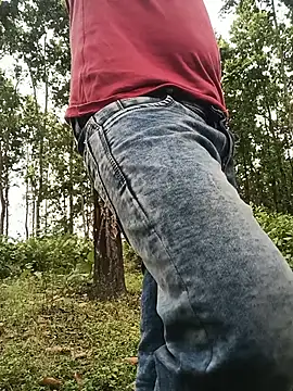 DesiBoy_Live