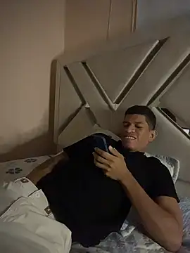 Toptony22 webcam