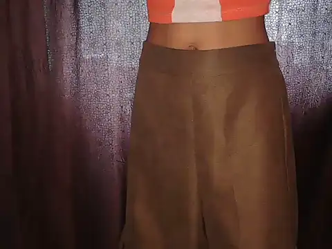 Mayra4U снимок онлайн-комнаты на Stripchat