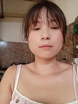 Linda-yiyi live cam on StripChat