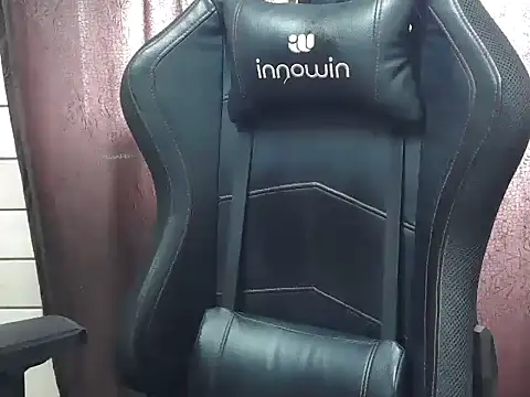 mayra4u (F young) - Ice on pu**y