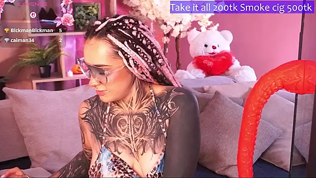 EvaCanton live cam on StripChat