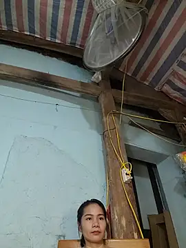 Nice_16's room