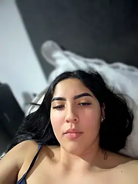 i_am_sophie_ (Ask my age) - NAKED AND MASTURBATION