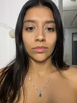 brittanydiaz (F young) - Fingers pussy creamy