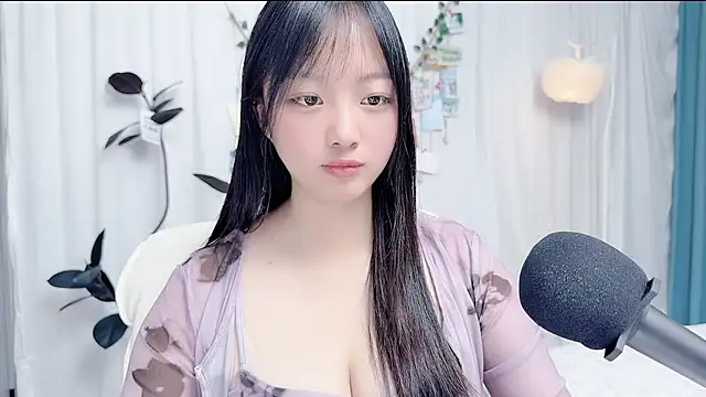Winnie666999 live sex cam