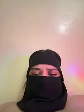 Zineb-bitch