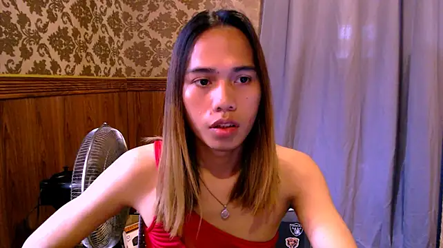 hugecock_kate webcam