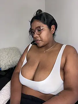 paola091 live cam on StripChat