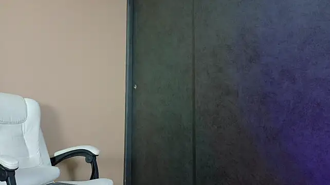 eren_jeager (M twink) - MAKE ME CUM