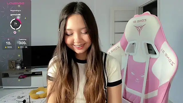 Fluffy_Rose live cam on StripChat