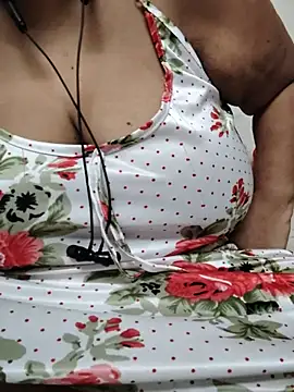 zeepe19 live cam on StripChat
