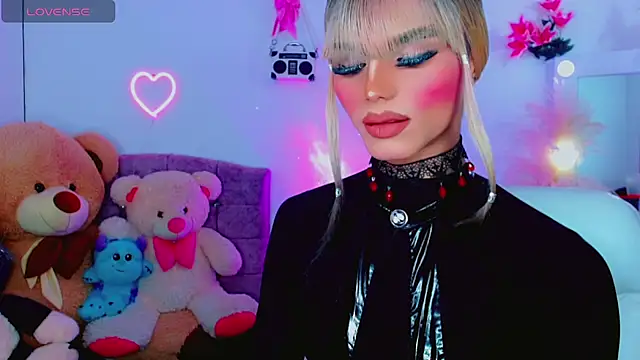 AdanKinng live cam on StripChat