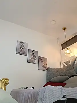 Rossi_ss1 live cam on StripChat
