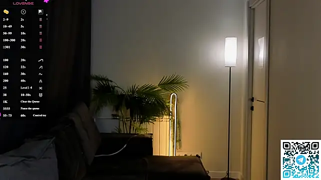 Leslie_Scott