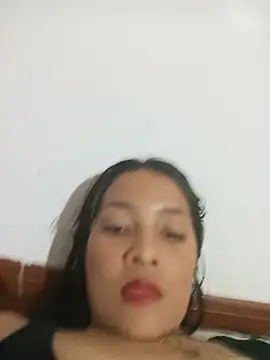 Love_Fusion live cam on StripChat