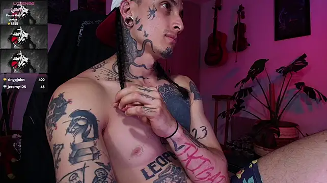 Ryuk_it live cam on StripChat