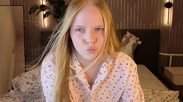 Sweet_Angelll live cam on StripChat