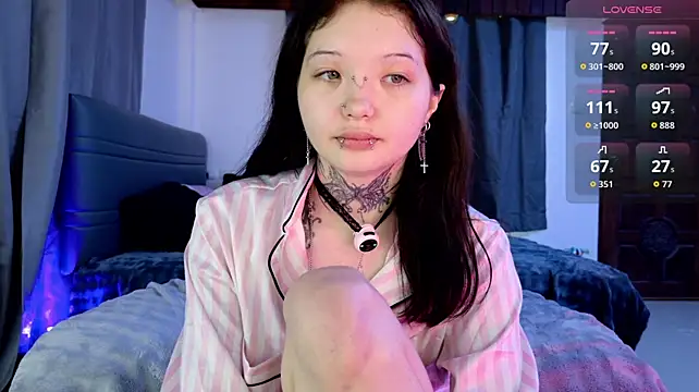 Lein_Bone live cam on StripChat