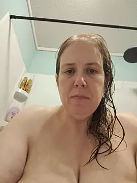 023thickandjuicy07 live cam on StripChat