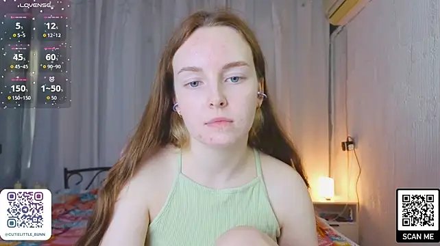 bae_cake_ webcam