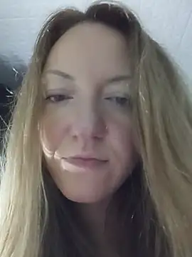 KattyLuuu live