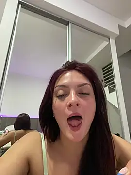Danielaeliana 🤽 online naked chat