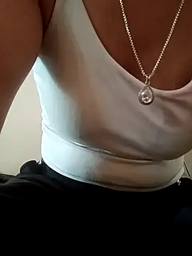 nangmo live cam on StripChat