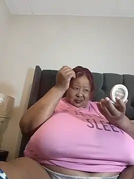 nancy111 live cam on StripChat