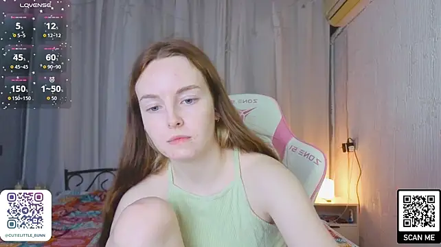 bae_cake_ live cam on StripChat