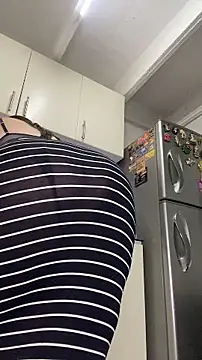 Chloee_Peach
