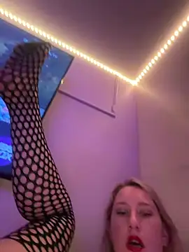 tameinterval29 live cam on StripChat