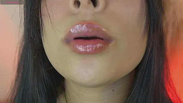 mia_roux1 live cam on StripChat