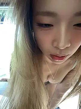 xiaozz-001's live cam